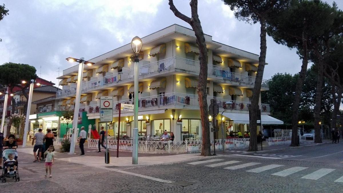 Hotel Franca Misano Adriatico Bagian luar foto
