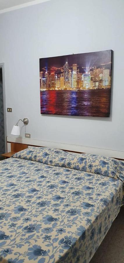 Hotel Franca Misano Adriatico Bagian luar foto