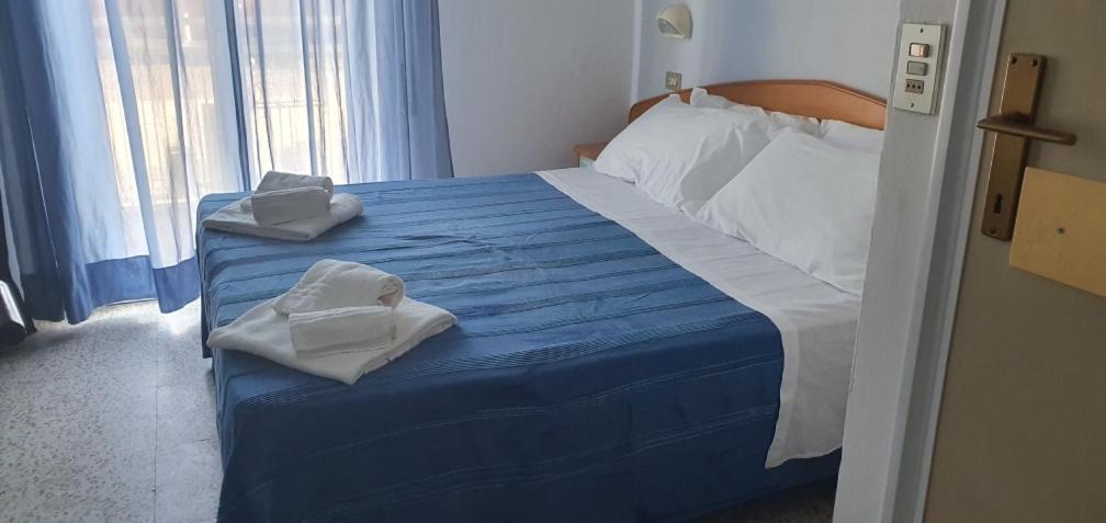 Hotel Franca Misano Adriatico Bagian luar foto